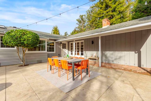 1509 Mountain Blvd, Oakland, CA 94611