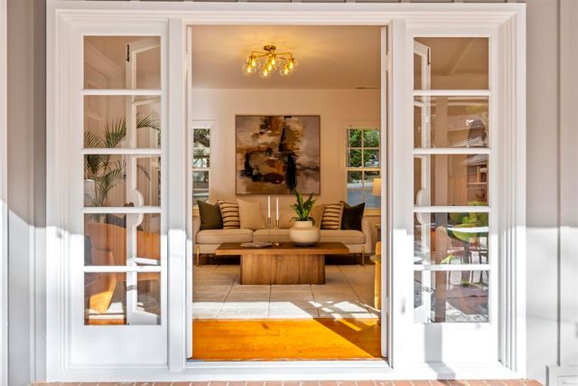 1509 Mountain Blvd, Oakland, CA 94611