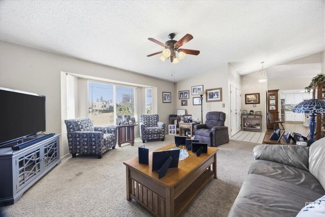 605 Nettle Place, Bakersfield, CA 93308