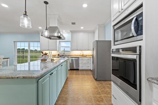 2972 County Road 4826 2, Wolfe City, TX 75496