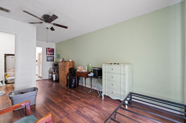 1601 Mcanear Street, Cleburne, TX 76033