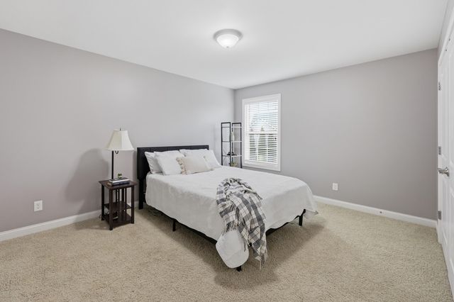 1787 Sandhurst Cove, Lexington, KY 40509