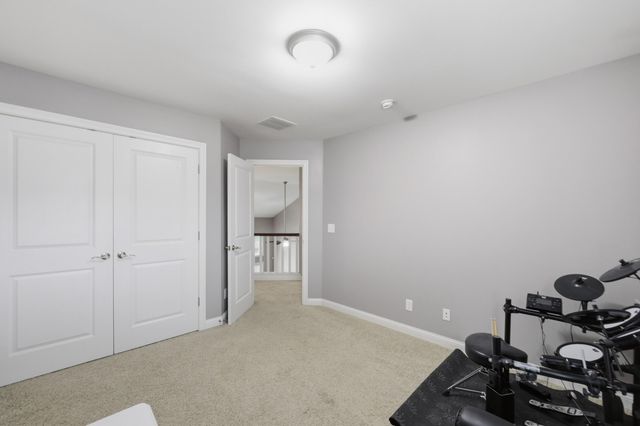 1787 Sandhurst Cove, Lexington, KY 40509