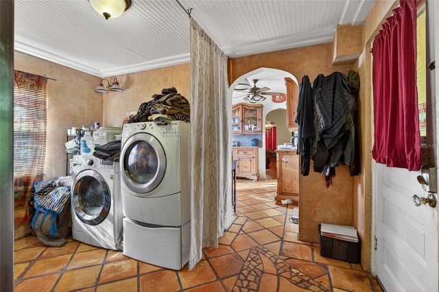 1321 28TH STREET N, St Petersburg, FL 33713