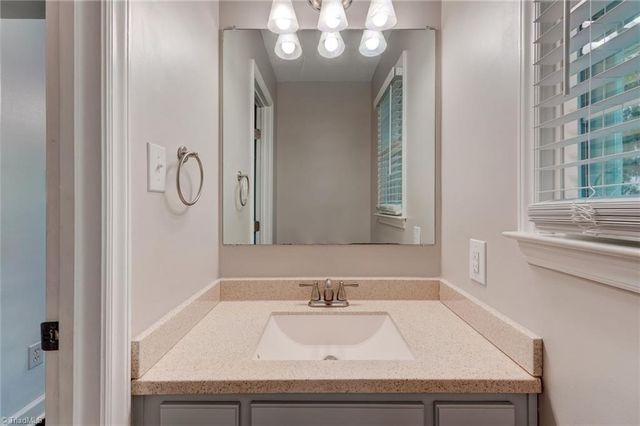 711 Woodsway Court, Reidsville, NC 27320