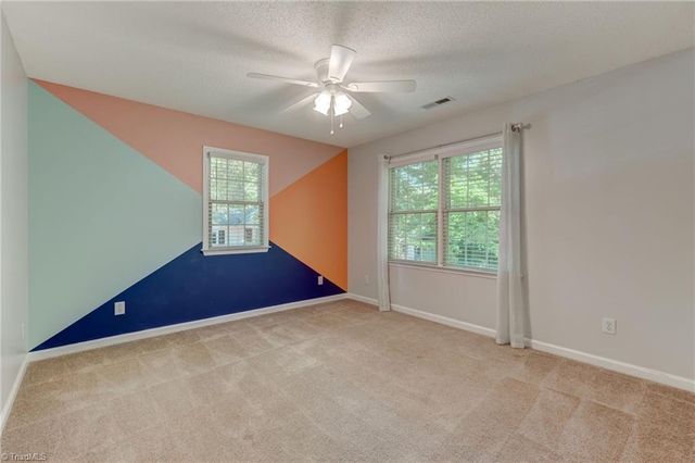 711 Woodsway Court, Reidsville, NC 27320