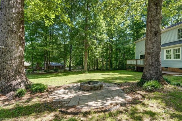 711 Woodsway Court, Reidsville, NC 27320