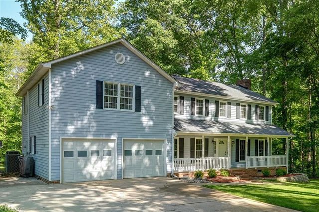 711 Woodsway Court, Reidsville, NC 27320