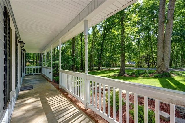 711 Woodsway Court, Reidsville, NC 27320