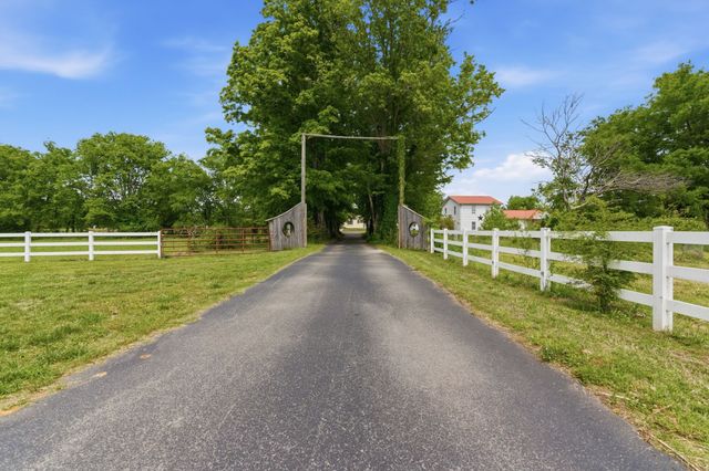 3636 Hartsville Pike, Lebanon, TN 37087
