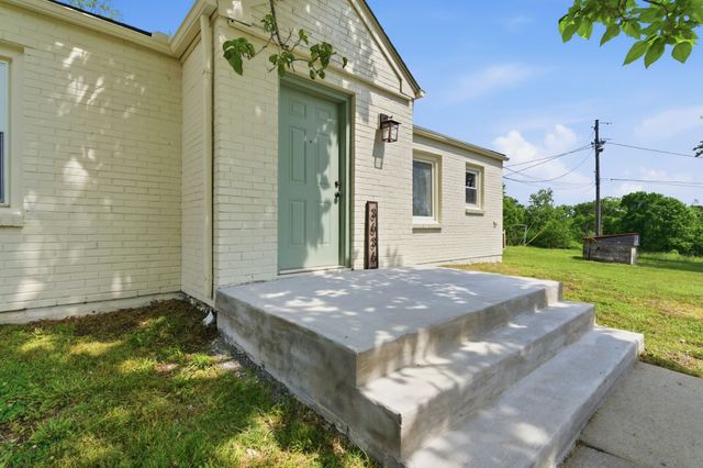 3636 Hartsville Pike, Lebanon, TN 37087