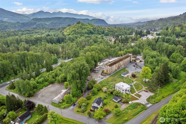 7430 N Everett Ave, Concrete, WA 98237