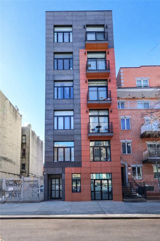 244 Franklin Avenue 3B, Brooklyn, NY 11205
