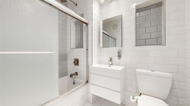 244 Franklin Avenue 3B, Brooklyn, NY 11205