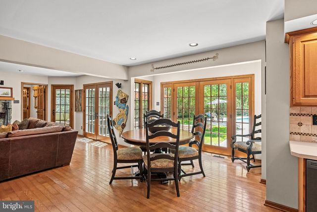1 CHELMSFORD CT, Medford, NJ 08055