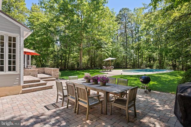 1 CHELMSFORD CT, Medford, NJ 08055