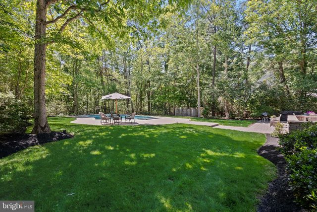 1 CHELMSFORD CT, Medford, NJ 08055