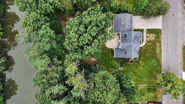 758 Pasadena Avenue, Niagara Falls, NY 14304