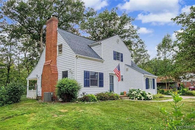 758 Pasadena Avenue, Niagara Falls, NY 14304