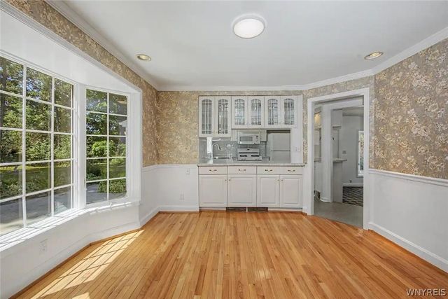 758 Pasadena Avenue, Niagara Falls, NY 14304
