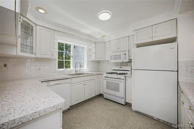 758 Pasadena Avenue, Niagara Falls, NY 14304