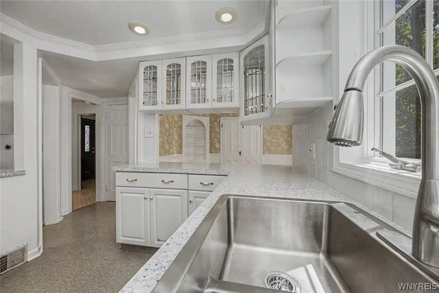 758 Pasadena Avenue, Niagara Falls, NY 14304