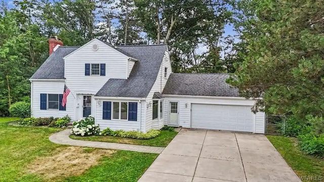 758 Pasadena Avenue, Niagara Falls, NY 14304