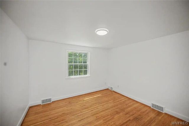 758 Pasadena Avenue, Niagara Falls, NY 14304