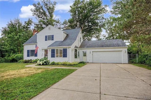 758 Pasadena Avenue, Niagara Falls, NY 14304