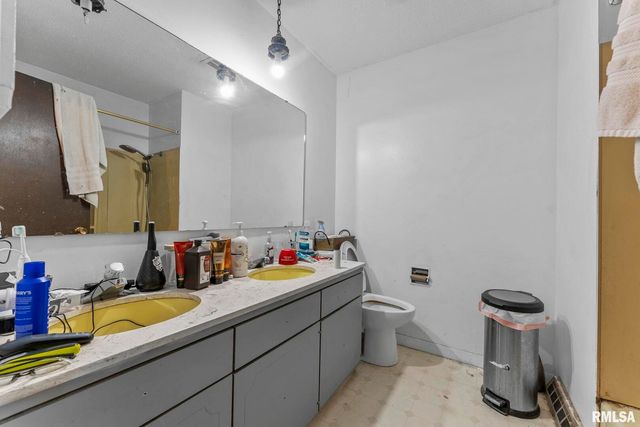 3206 WISCONSIN Avenue, Davenport, IA 52804