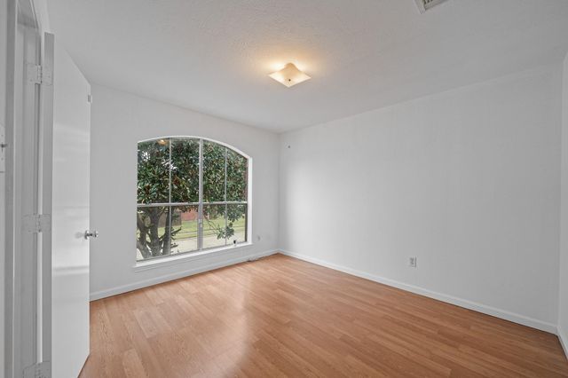 9742 Kingsville Park Drive, Houston, TX 77083