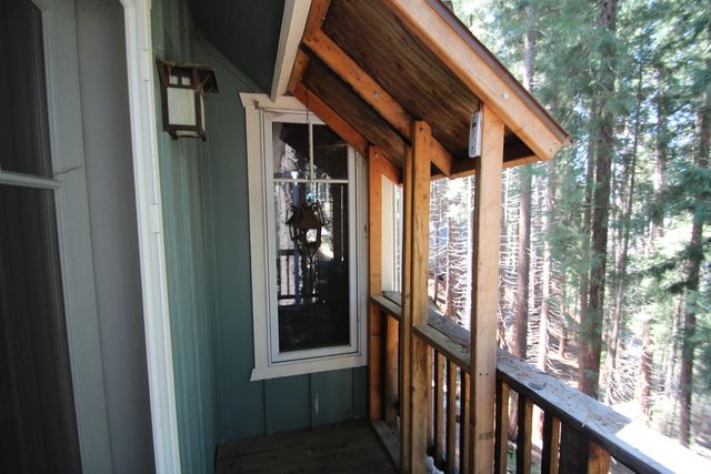 54838 Ponderosa Drive, Springville, CA 93265