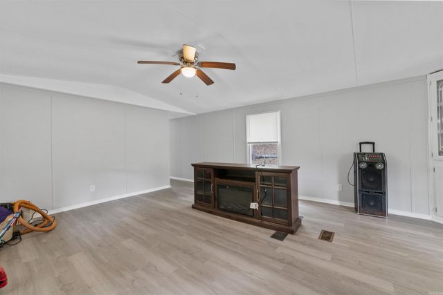 17120 Beaver Creek Road, Roland, AR 72135