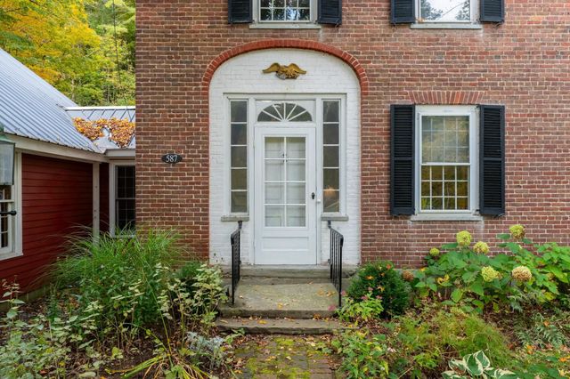 587 VT Route 121 East, Grafton, VT 05146