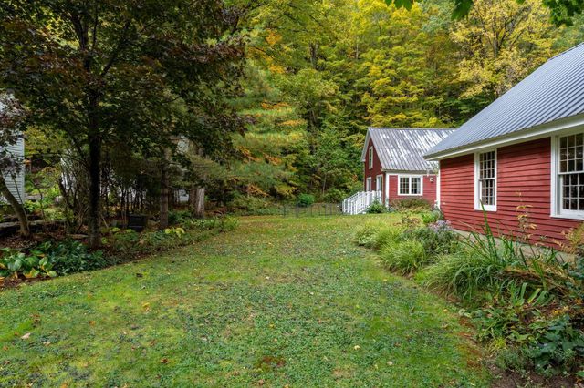 587 VT Route 121 East, Grafton, VT 05146