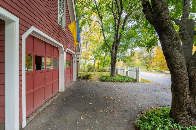 587 VT Route 121 East, Grafton, VT 05146