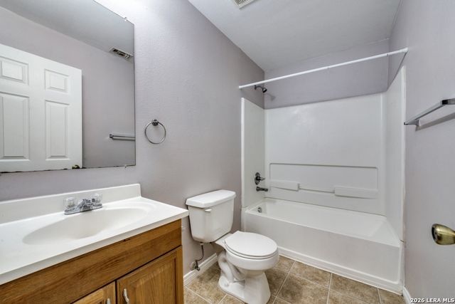 6402 Summit Oak Apt 1, San Antonio, TX 78229