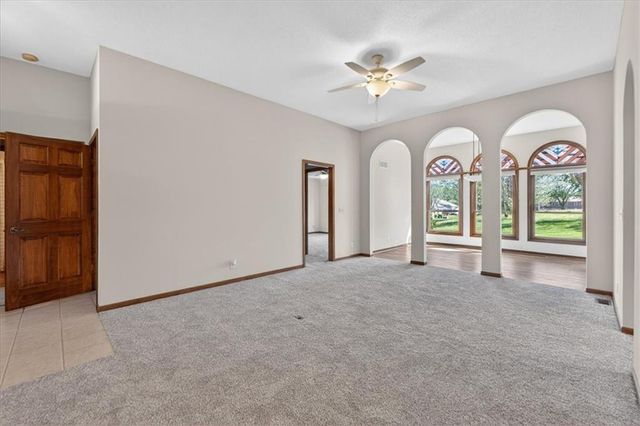 3328 S Victoria Drive, Independence, MO 64015