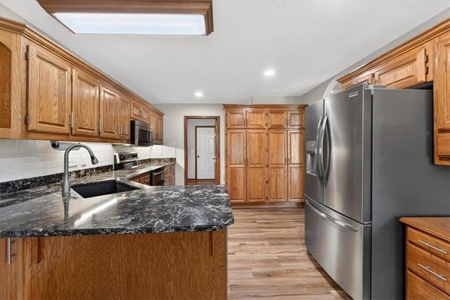 3328 S Victoria Drive, Independence, MO 64015