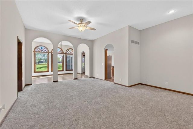 3328 S Victoria Drive, Independence, MO 64015