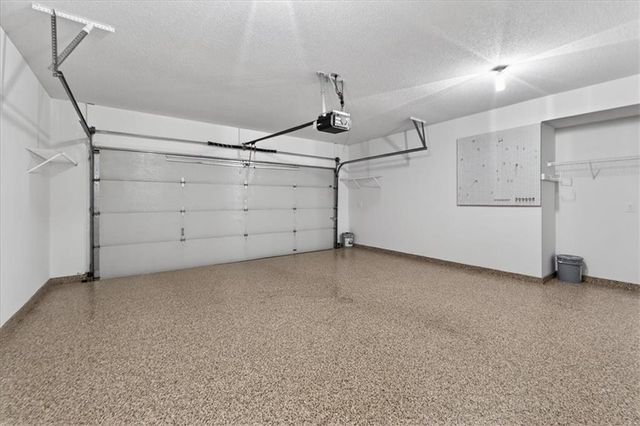 3328 S Victoria Drive, Independence, MO 64015