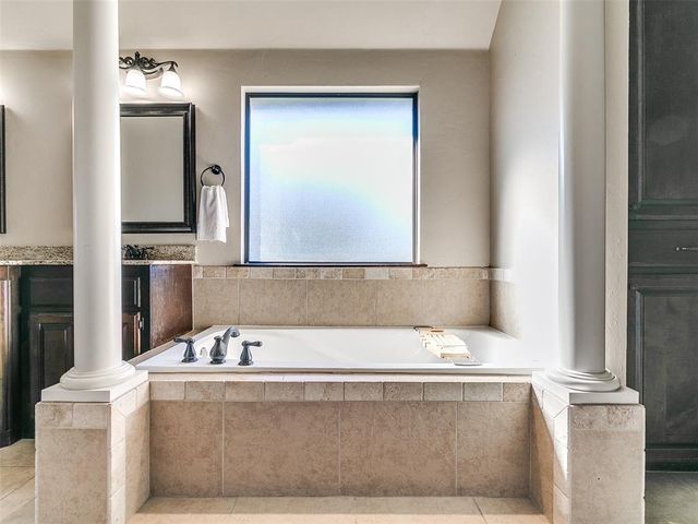 15228 Turtle Lake Place, Oklahoma City, OK 73165