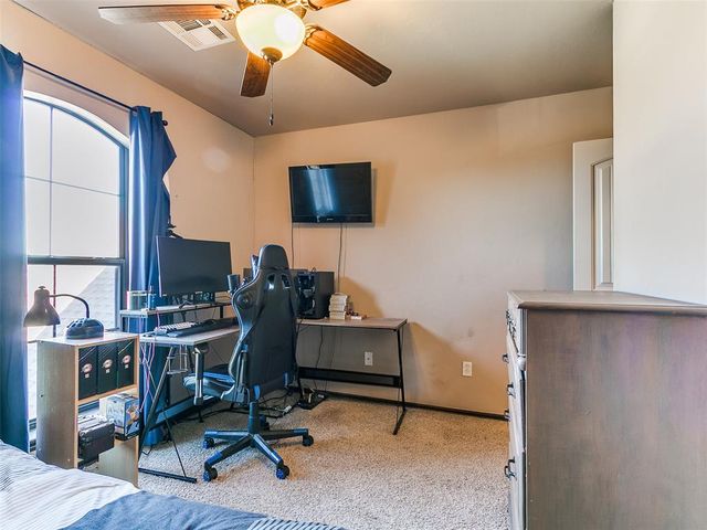 15228 Turtle Lake Place, Oklahoma City, OK 73165