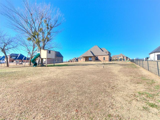 15228 Turtle Lake Place, Oklahoma City, OK 73165