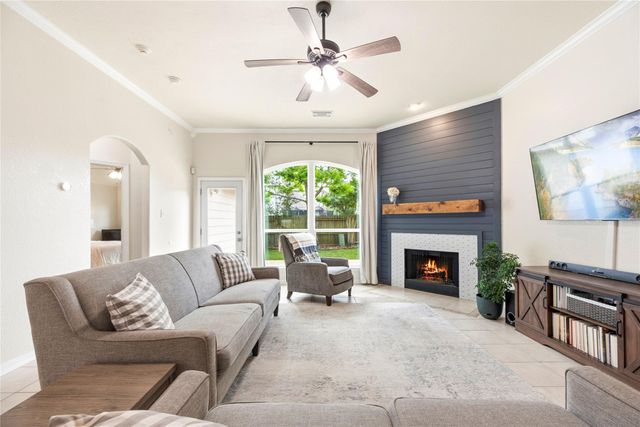 4039 Dell Lane, Missouri City, TX 77459