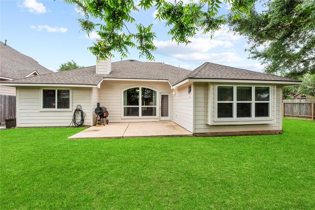 4039 Dell Lane, Missouri City, TX 77459