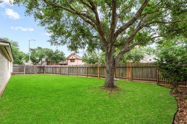 4039 Dell Lane, Missouri City, TX 77459