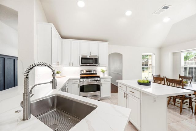 4039 Dell Lane, Missouri City, TX 77459