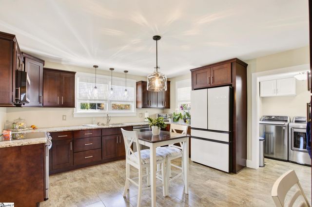 301 Carolina Avenue, Greer, SC 29650