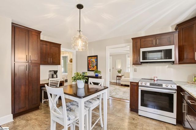 301 Carolina Avenue, Greer, SC 29650
